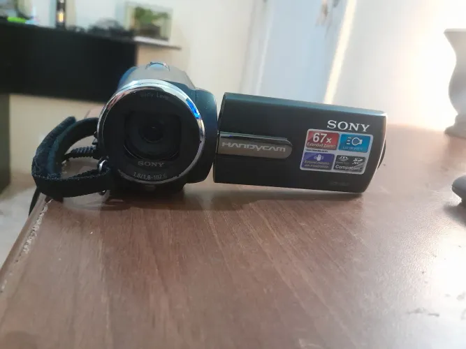 Vendo câmera fotográfica, pra sair rápido 