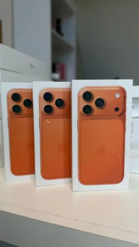 iPhone 17 pro Max lacrado