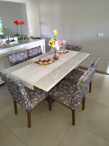 Mesa Jantar