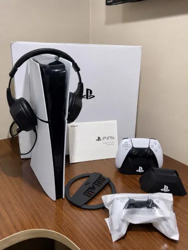 Vendo Playstation 5 Slim 1TB