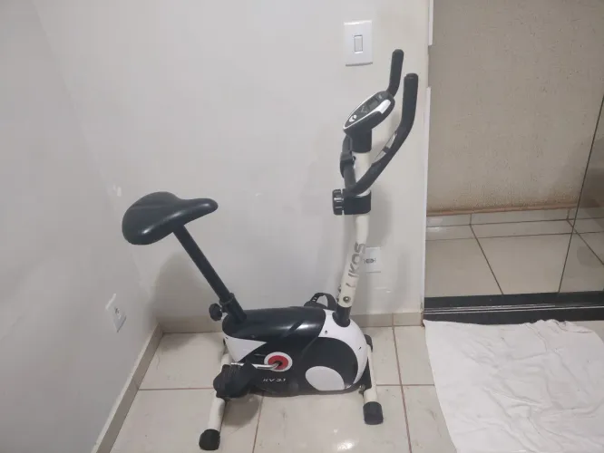 Bicicleta ergométrica vertical Kikos KV 3.1