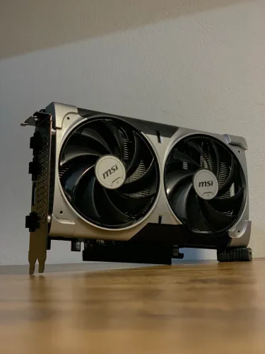 RTX 5060 MSI Ventus 2X OC Edition (8GB GDDR7) - Seminova!