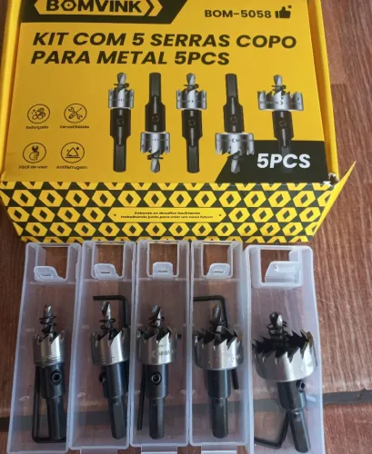 Vendo um kit de serra copo