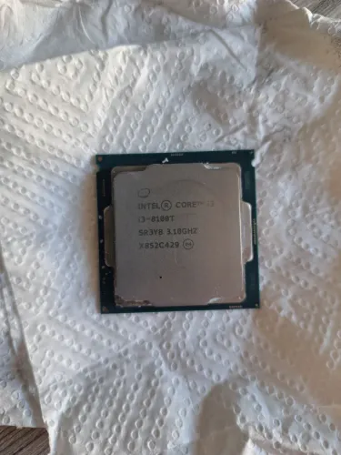 Processador Intel I3 - 8100T