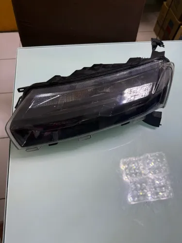 Farol Superior Kwid 2023-2026