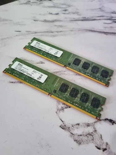 Kit Memoria ram 4gb ddr2, 2x2 = 4gb, em perfeito estado funcionando perfeitamente