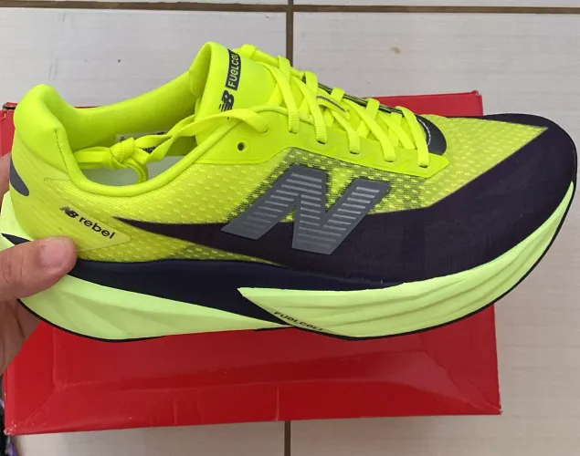 Rebel V5 masculino New Balance