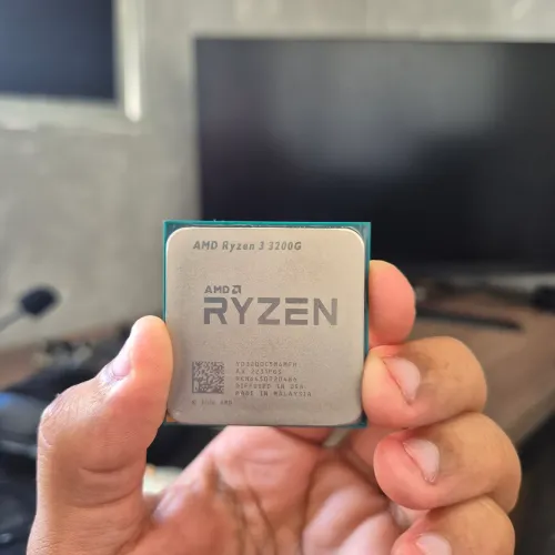 Ryzen 3 3200G - Aceito cartão e entrego