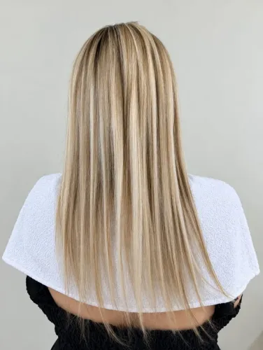 Colocação e manutenção de mega Hair