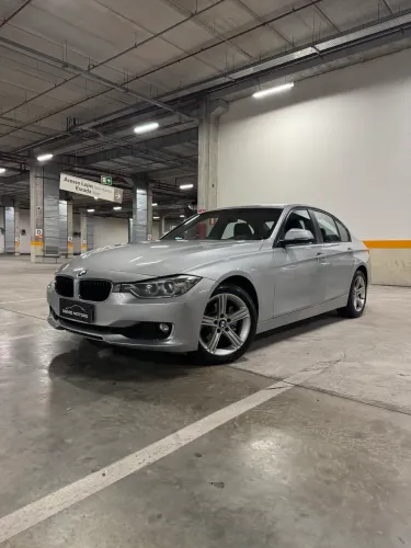 BMW 320I A 2.0 Turbo/activeflex 16V 184cv 4P 2015