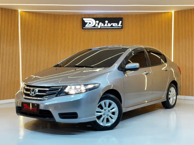 Honda City Sedan LX 1.5 Flex 16V 4P Aut. 2013