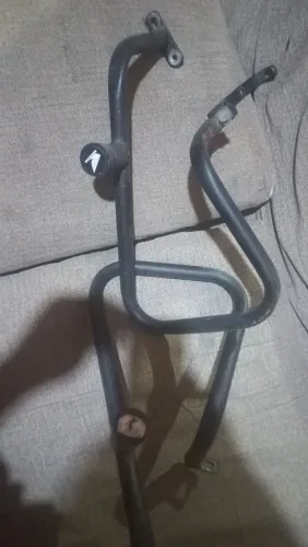 Suporte pra tanque e asa de moto protege de arranhões e amações *