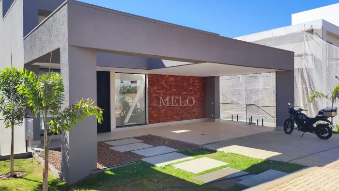 Belíssima Casa no Condomínio Gran Royalle à Venda por R$2.350.000,00 e Locação R$16.000 |