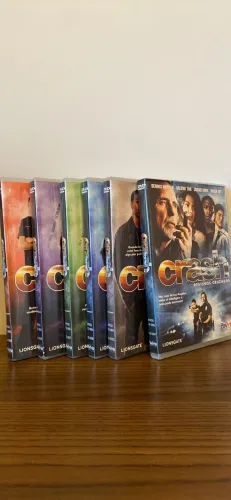 Crash - Destinos Cruzados (Série Completa 6 DVDs)