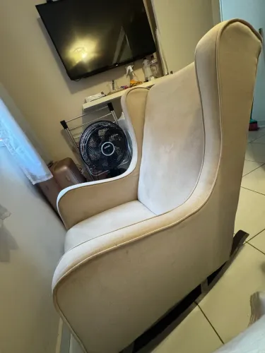 VENDO POLTRONA DE BALANÇO EM LINHO!