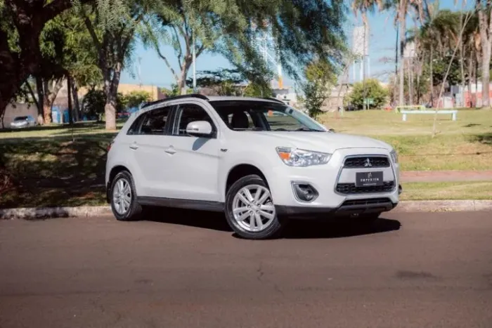Mitsubishi ASX 2.0 16V 4X4 160cv Aut. 2013