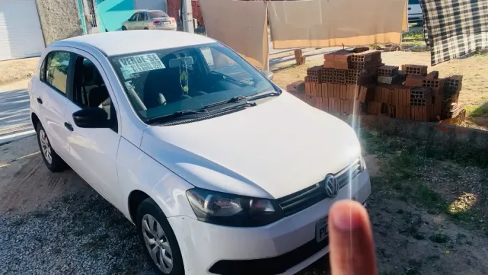 Volkswagen Gol Geração VI I-trend 1.0 8V Total Flex Mec. 4P 2015