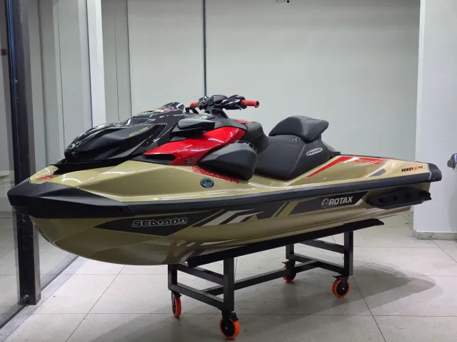 SEA DOO JET SKI RXP X 325 2025