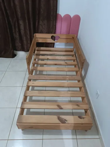 Estrado de Cama