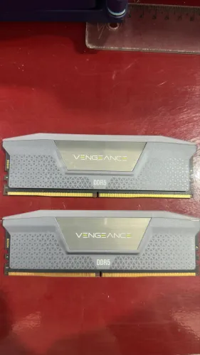 MEMÓRIA DDR5 CORSAIR 