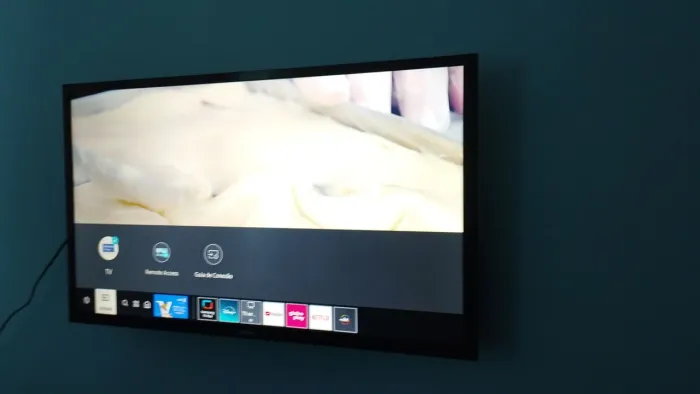 Vendo tv 32 polegadas smart Samsung