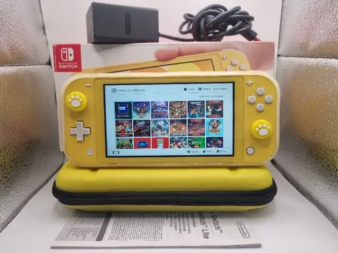 Nintendo Switch Lite Amarelo Desbloqueado
