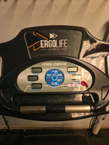 Esteira Profissional Dobrável ErgoLife Seminova