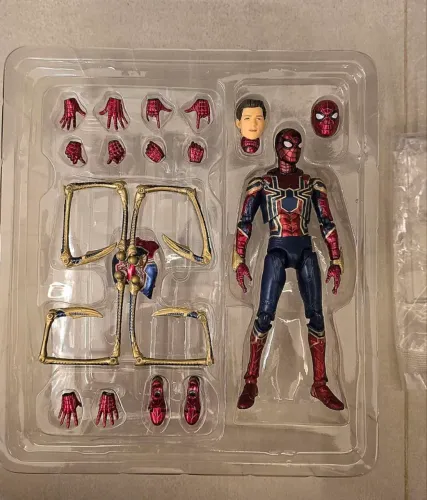 Iron spider bootleg mafex