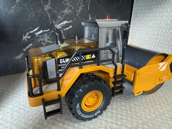 Miniatura trator rolo compressor 