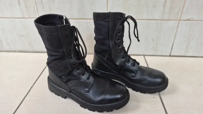Bota Coturno Unissex com Ziper tam 40