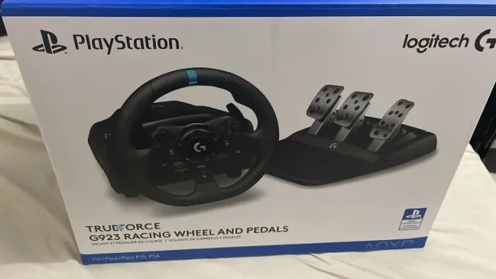 Volante Logitech G923 TRUEFORCE PS5/PS4/PC