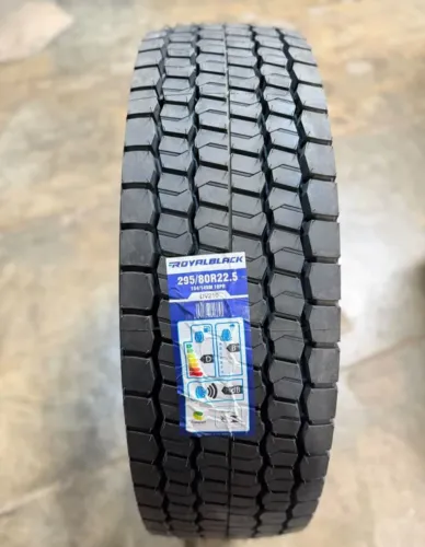 ? Royal Black DV210 295/80R22.5 Borrachudo