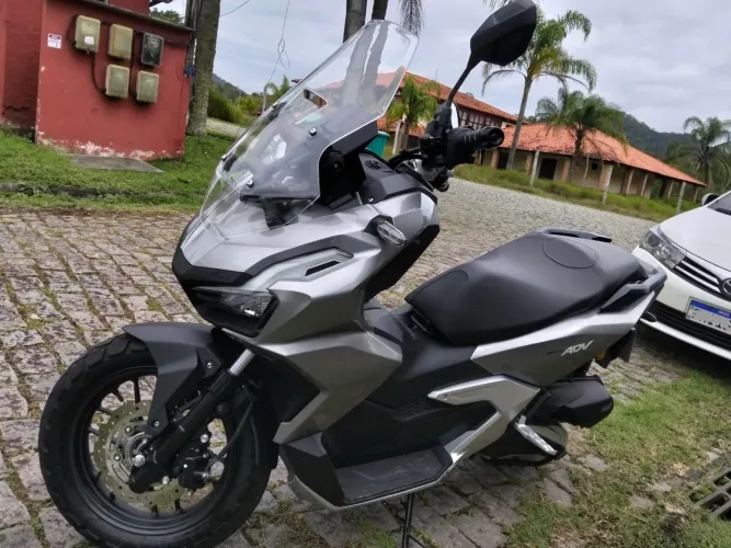 Honda ADV 160 cilindradas 2026/2026
