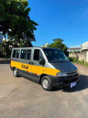 Peugeot Boxer 2.3 Minibus 15/16l TB Diesel. 2012