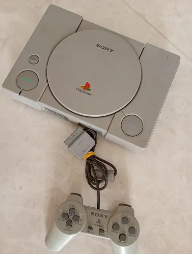 Playstation 1 FAT (Game não liga)
