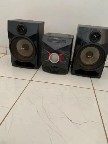 Vendo Som da Sony boas condições