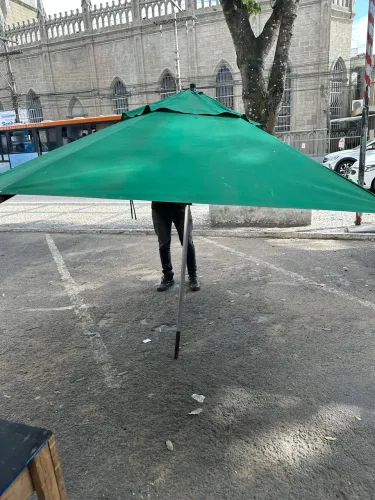 Vendo 1 sombrero