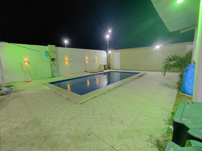 Casa com piscina para alugar 