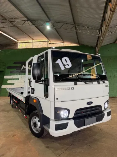 Caminhão guincho Ford cargo 816 ano 2019