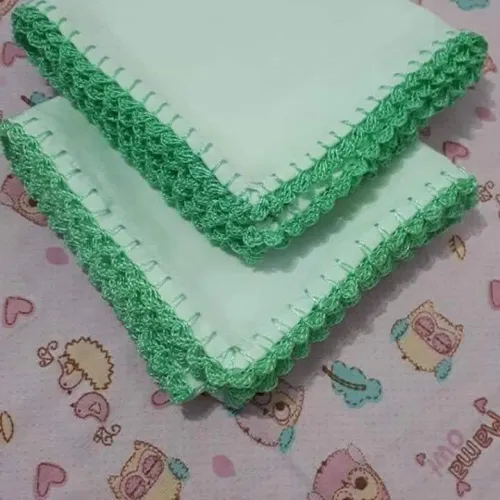 Bainha de fraldas em croche