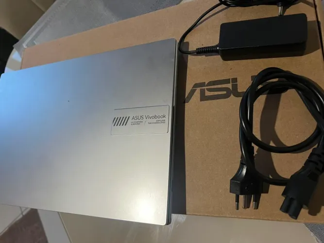 Notebook ASUS VIVOBOOK