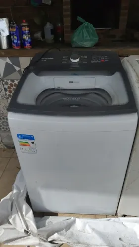 Máquina de lavar roupas Brastemp 12kg pequeno defeito