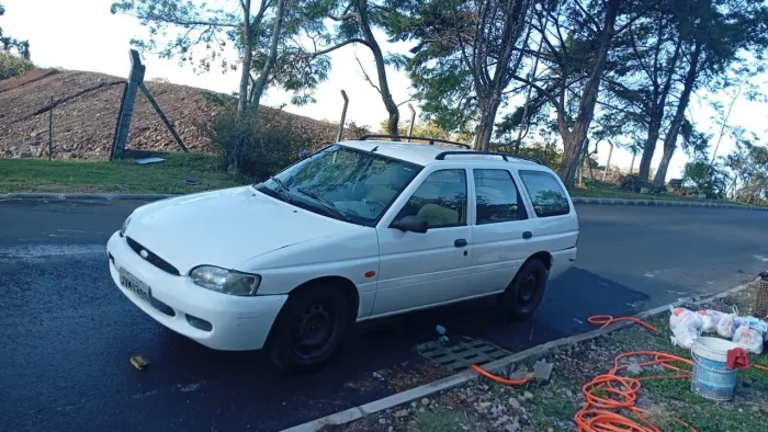 Ford Escort S.W GL 1.8i 16V 2003