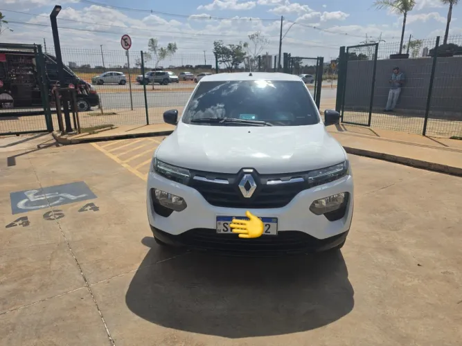 Renault Kwid Intense 1.0 Flex 12V 5P Mec. 2024