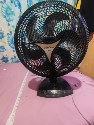 Ventilador turbo Britânia de 40cm funcionando perfeitamente em ótimo estado 