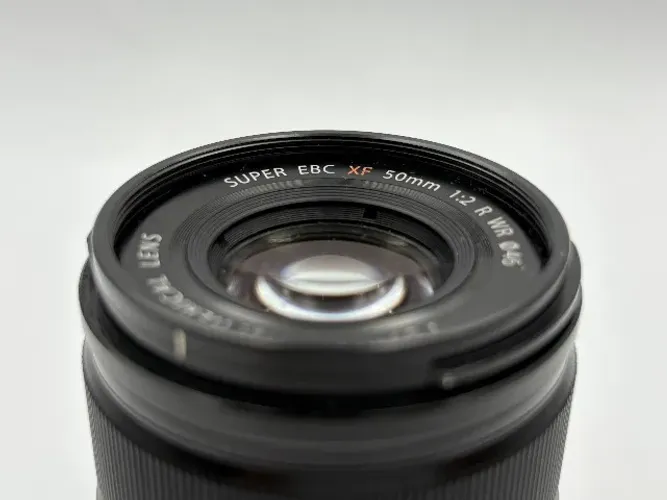 Lente Fuji 50mmF2 WR R em excelente estado