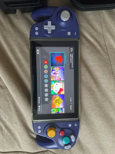 Nintendo Switch V1 256gb desbloqueado seminovo com todos os acessórios!