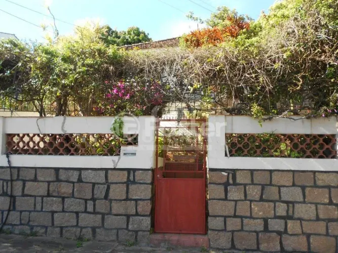 Casa à venda Rua Santiago Dantas, Glória - Porto Alegre