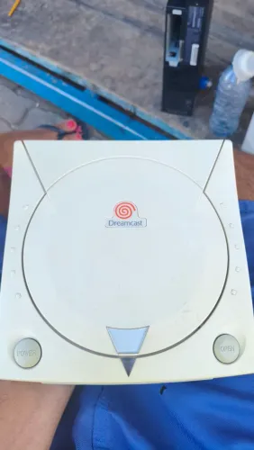 Sega Dreamcast japonês funcionando perfeitamente lendo jogos só o console