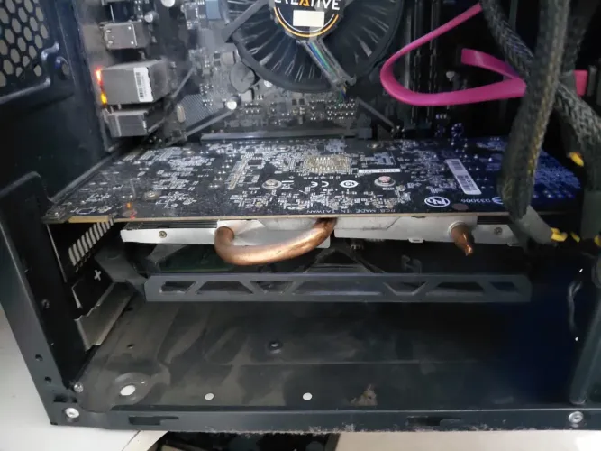 Placa de Vídeo Gigabyte Radeon R7 260X 2GB GDDR5 ? Perfeita